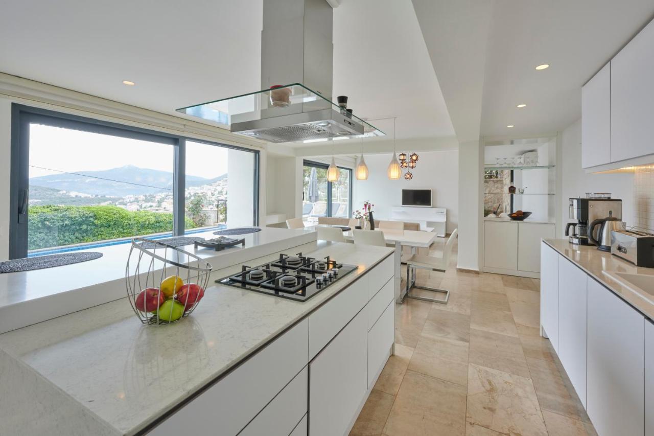 Luxus Villa Skyla Mit 5 Schlafzimmern & Meer-Blick Kaş Zewnętrze zdjęcie