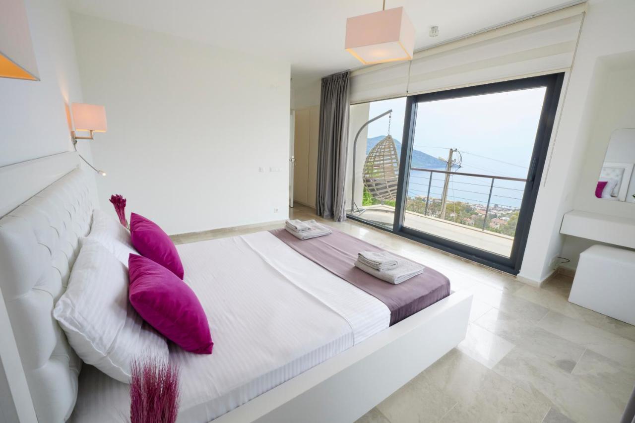 Luxus Villa Skyla Mit 5 Schlafzimmern & Meer-Blick Kaş Zewnętrze zdjęcie