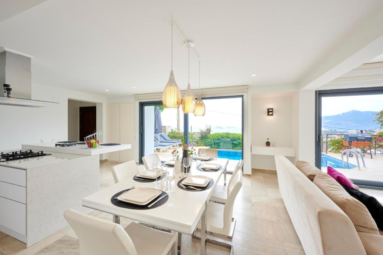 Luxus Villa Skyla Mit 5 Schlafzimmern & Meer-Blick Kaş Zewnętrze zdjęcie
