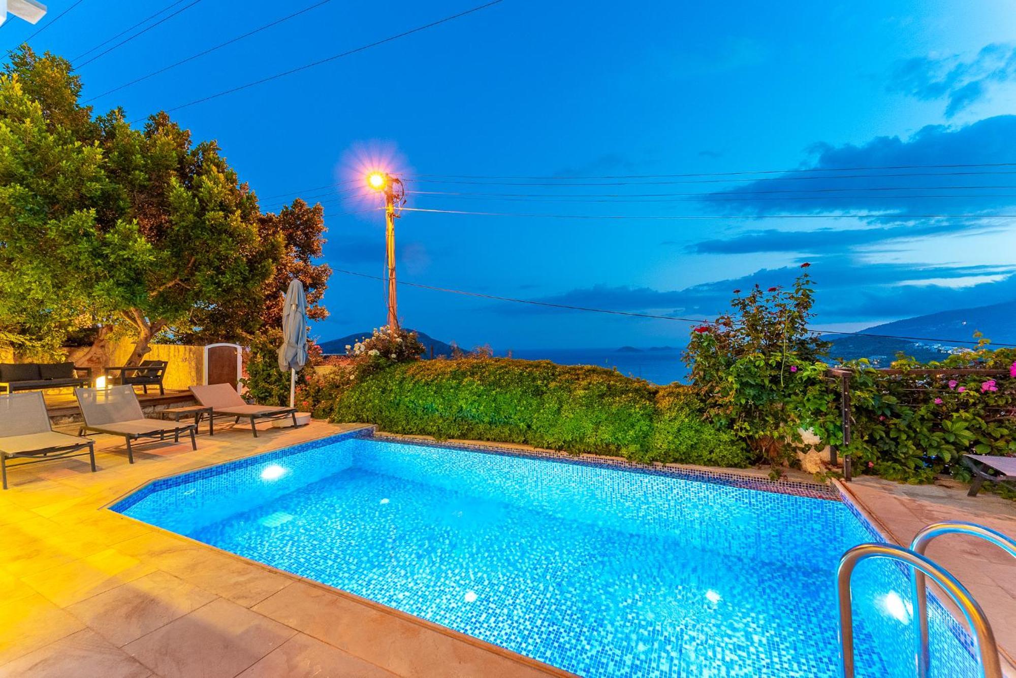Luxus Villa Skyla Mit 5 Schlafzimmern & Meer-Blick Kaş Zewnętrze zdjęcie